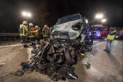 Germania: 6 morți, 13 răniți într-un accident cu mai multe mașini implicate, pe o autostradă din sudul țării