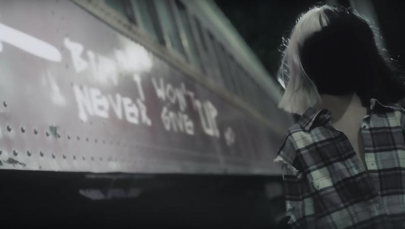 Sia a început anul în forță! Artista a lansat videoclipul piesei 