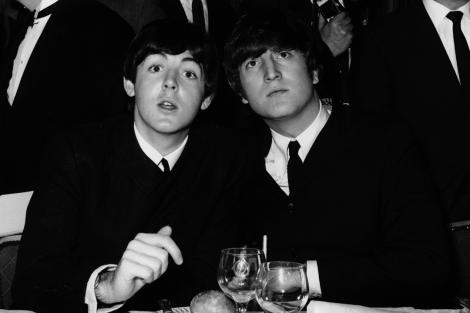 Din generație în generație! Sean Lennon și  Stella McCartney s-au fotografiat împreună, la  peste jumătate de secol distanță după ce părinții lor au fondat Beatles