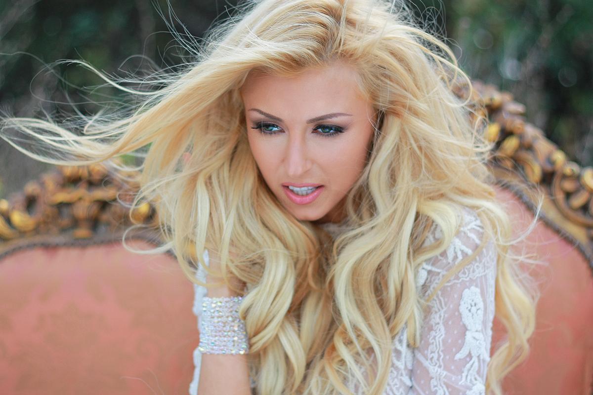 Andreea Bălan despre violența domestică: &bdquo;Nu am luat niciodată o bătaie de la vreun iubit&rdquo;