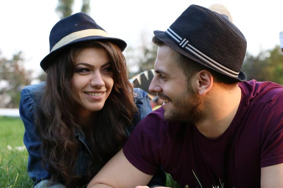 Adriana și Valentin de la "Mireasă pentru fiul meu", chefi în bucătărie! Chiftele cu "surprize", rețeta recomandată de foștii concurenți: "Wow, arată super. Fata noastră este o gospodină"