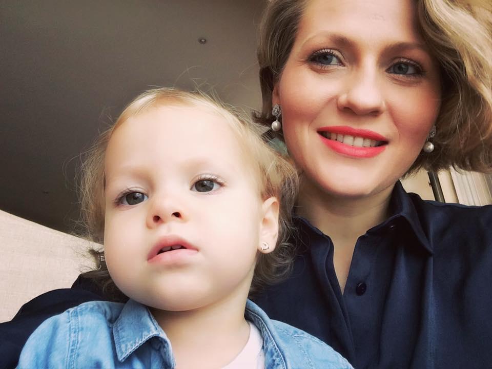 Mirela Vaida, mai sinceră ca niciodată: &bdquo;Credeam că voi reuşi să mă impun &icirc;n fața lor, că voi fi o mama puternică, dar...&rdquo; Adevărul din spatele unei femei și mame perfecte!