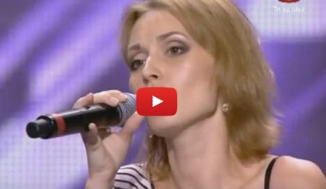 VIDEO: Cel mai tare moment din istoria X Factor! Cânta atât de bine, iar juraţii au crezut că face playback