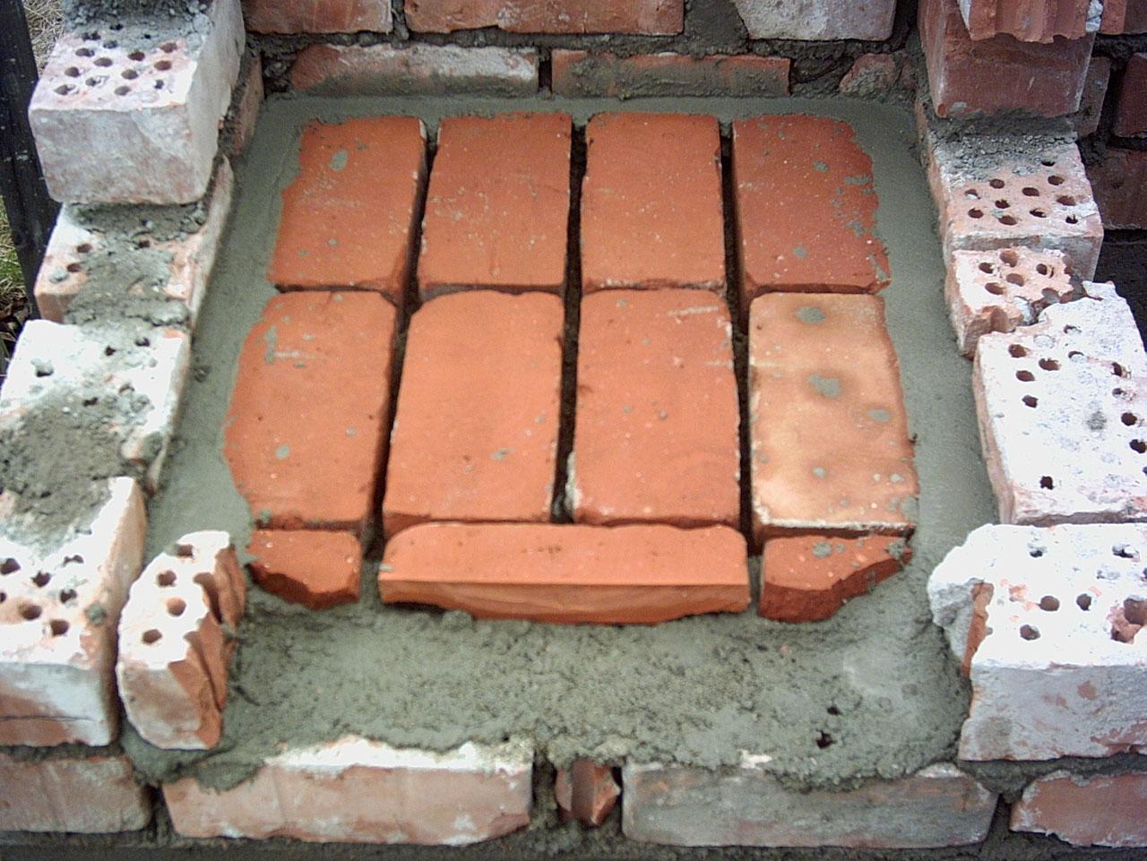 S-au jucat de-a Zidul Berlinului! Un german a fost zidit &icirc;n propria casă: "Nu știam ce mi se &icirc;nt&acirc;mplă!"