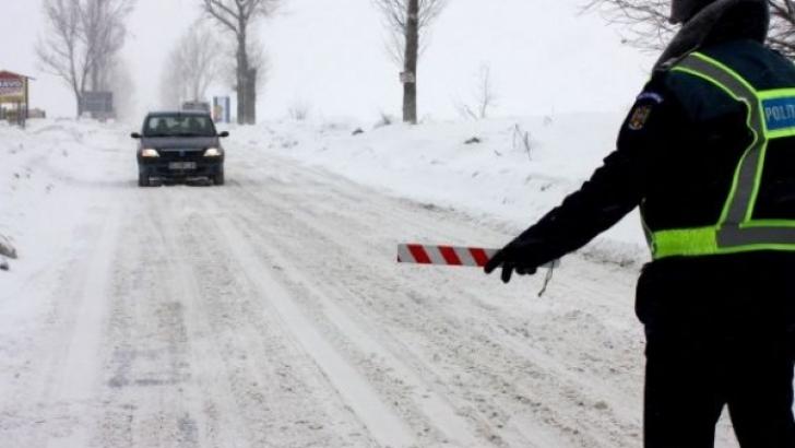 Şosele afectate de viscol, ultima situaţie. Ce drumuri sunt &icirc;nchise la această oră