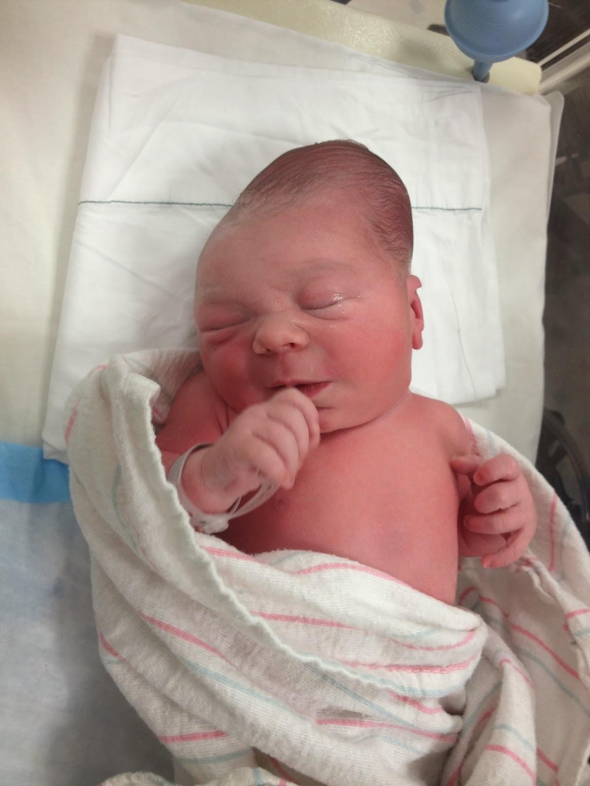 Caz șocant! O bunică și-a dus nepotul &icirc;napoi la clinica unde acesta se născuse...pentru că era prea ur&acirc;t. Revoltător!