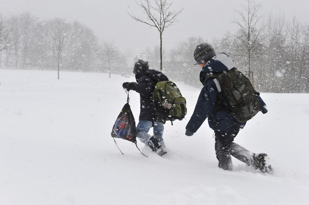 Veste bună pentru elevi! Şcolile din Bucureşti, &icirc;nchise toată săptăm&acirc;na. C&acirc;nd vor fi reluate cursurile?