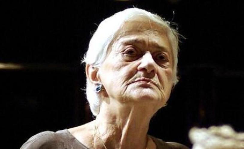 Marea doamnă a teatrului rom&acirc;nesc a fost internată &icirc;n spital! Medicii au făcut primele ivestigații