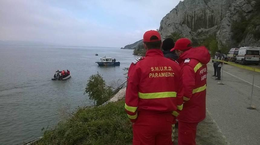 Doi copii ai familiei dispărute &icirc;n Dunăre: &bdquo;Să-i văd &Icirc;N VIAȚĂ, să ajung la ei!&rdquo;