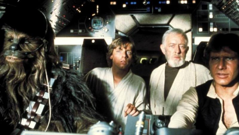 În '77, prin primăvară,  ”Războiul Stelelor - O nouă speranță”, primul film din seria ”Star Wars”, strânge cei dintâi spectatori: sute de mii de oameni, cozi interminabile