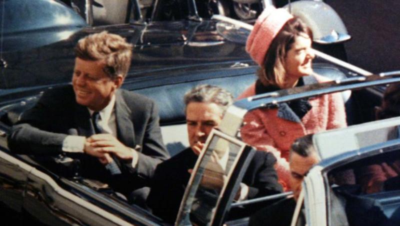 VIDEO! Cel mai mare secret din istoria Americii se vede în imagini: Cum ”i-au zburat creierii”, la propriu, președintelui Kennedy