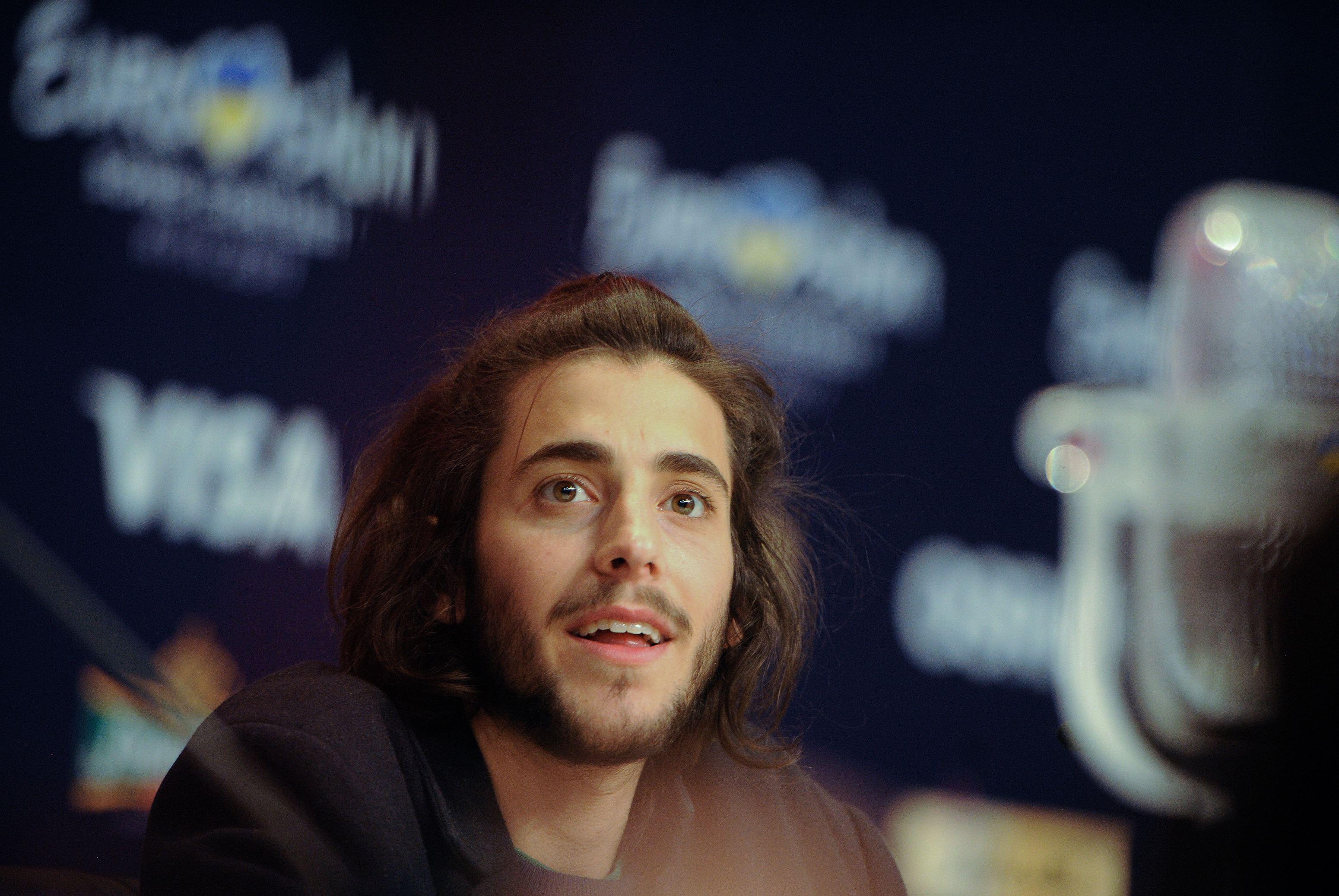 Lui Salvador Sobral &icirc;i bate &icirc;n piept o inimă superficială. C&acirc;știgătorul Eurovision este grav bolnav