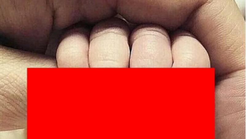 Viral. Imaginea care a pus pe jar mii de părinţi. Cum au fost fotografiate degetele acestui bebeluş: 