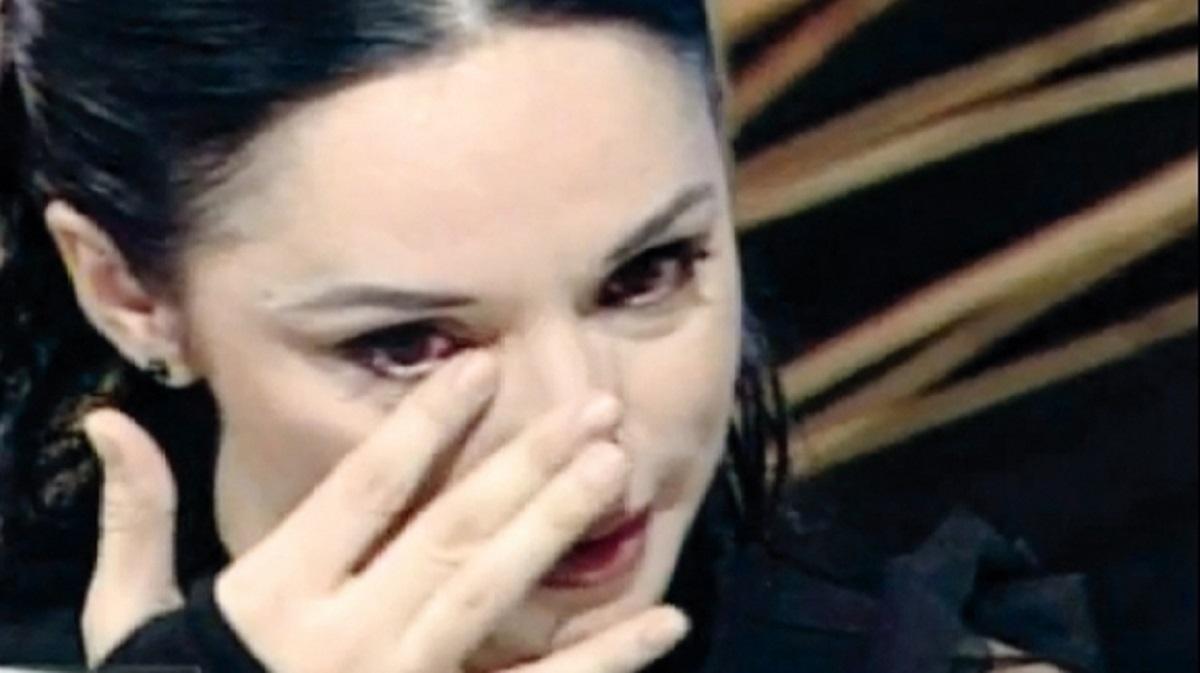 Reacție virulentă a Andreei Marin după ce a fost surprinsă alături de un t&acirc;năr arătos: &bdquo;&Icirc;ncetați, vă rog...&rdquo;