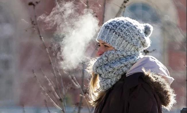 Cele mai mici temperaturi din ultimul deceniu. Meteorologii anunță frig de crapă pietrele &icirc;n luna noimbrie