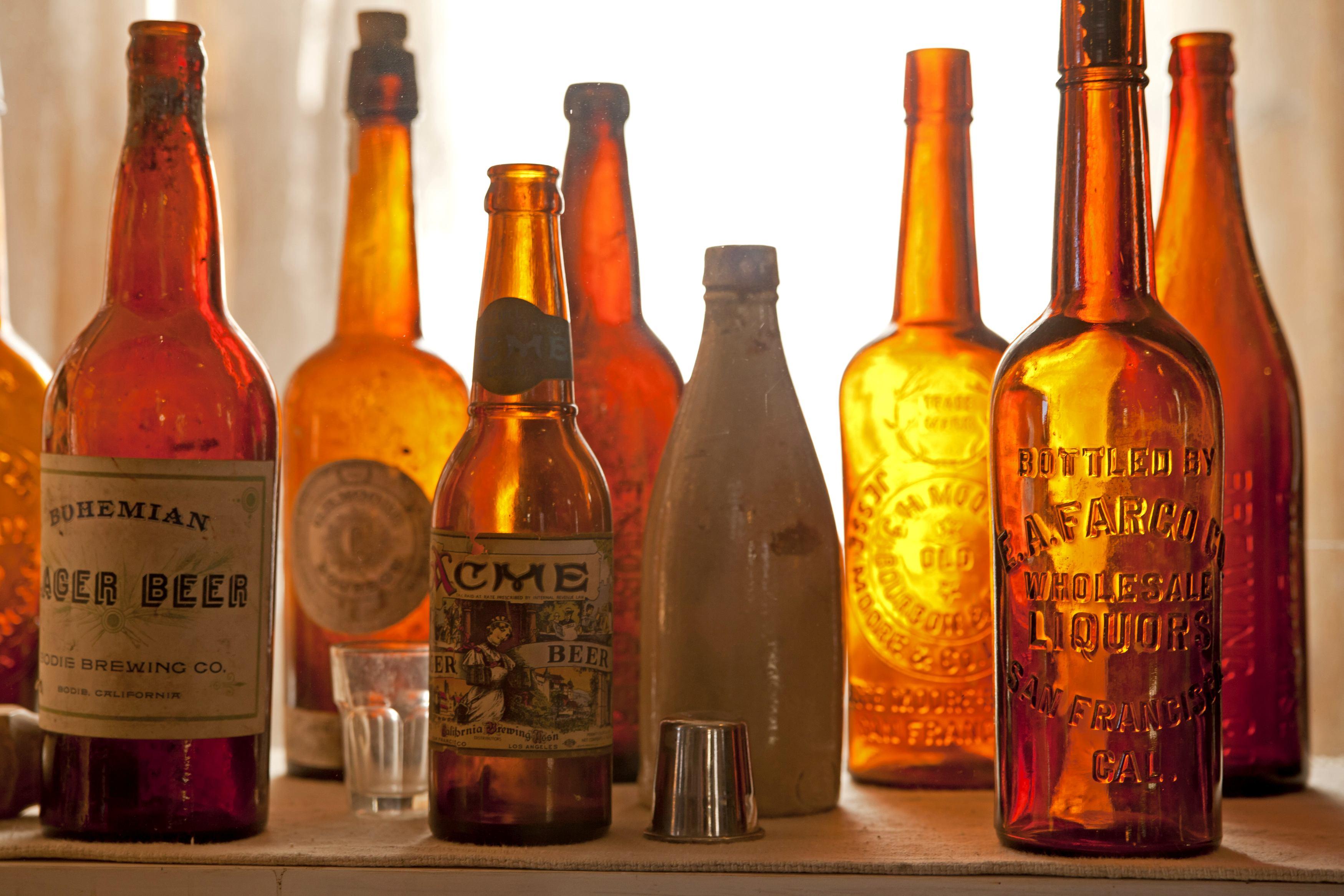 DE NECREZUT! &Icirc;n această biserică se vinde bere &icirc;n loc de mătănii. Cum s-a ajuns la această situație