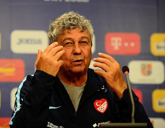 Fanii turci și-au pierdut răbdarea cu Mircea Lucescu! Valuri de mesaje critice la adresa antrenorului rom&acirc;n după eșecul de la Cluj: &rdquo;Răm&acirc;i &icirc;n Rom&acirc;nia!&rdquo;