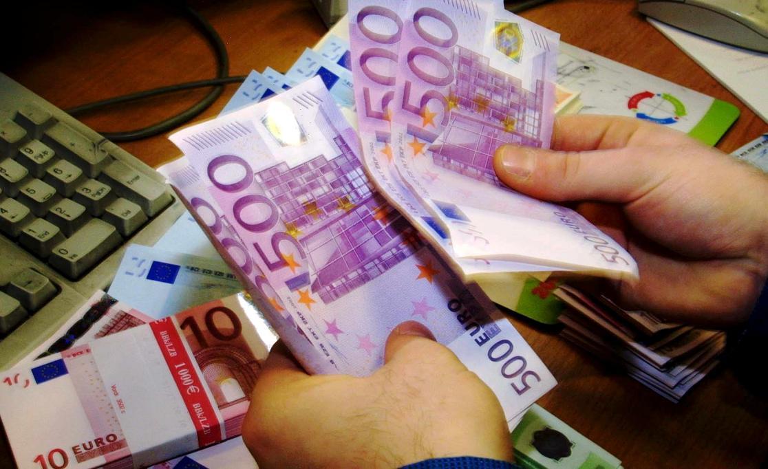 Anunțul care a alertat &icirc;ntreaga Capitală: &bdquo;Oferim 30.000 de euro!!!&rdquo;. Zeci de mii de persoane din Berlin au trimis email-uri