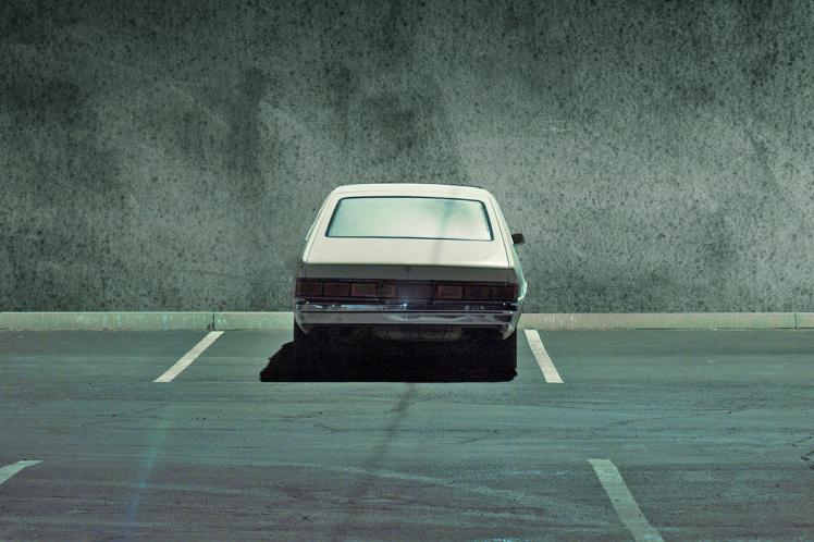 Nu este nicio glumă, deși pare! Un bărbat și-a găsit mașina, după 20 de ani &icirc;n care nu-și mai amintea unde a parcat-o. Se afla fix &icirc;n același loc &icirc;n care a lăsat-o