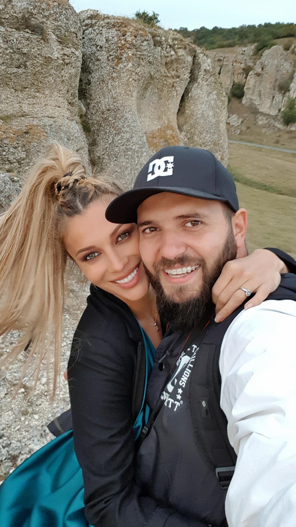 Lora și Ionuț Ghenu au plecat &icirc;n aventura vieții lor numită &bdquo;Asia Express&rdquo;. Nu le e frică de ce urmează: &bdquo;Noi trăim un reality show &icirc;n fiecare zi din viața noastră&rdquo;