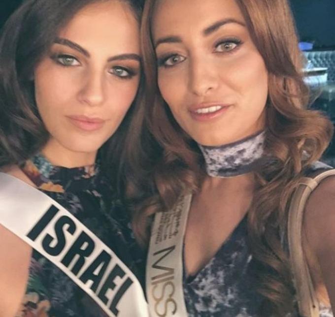 Dacă s-ar &icirc;ntoarce &icirc;n țările lor natale, cele două frumuseți chiar că ar da de necaz! Miss Irak și Miss Israel au făcut un selfie &icirc;mpreună, declanș&acirc;nd reacții revoltătoare pe rețelele de socializare