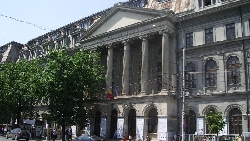 Scandal la Universitatea București! Studente cu văl islamic, date afară de la curs: 