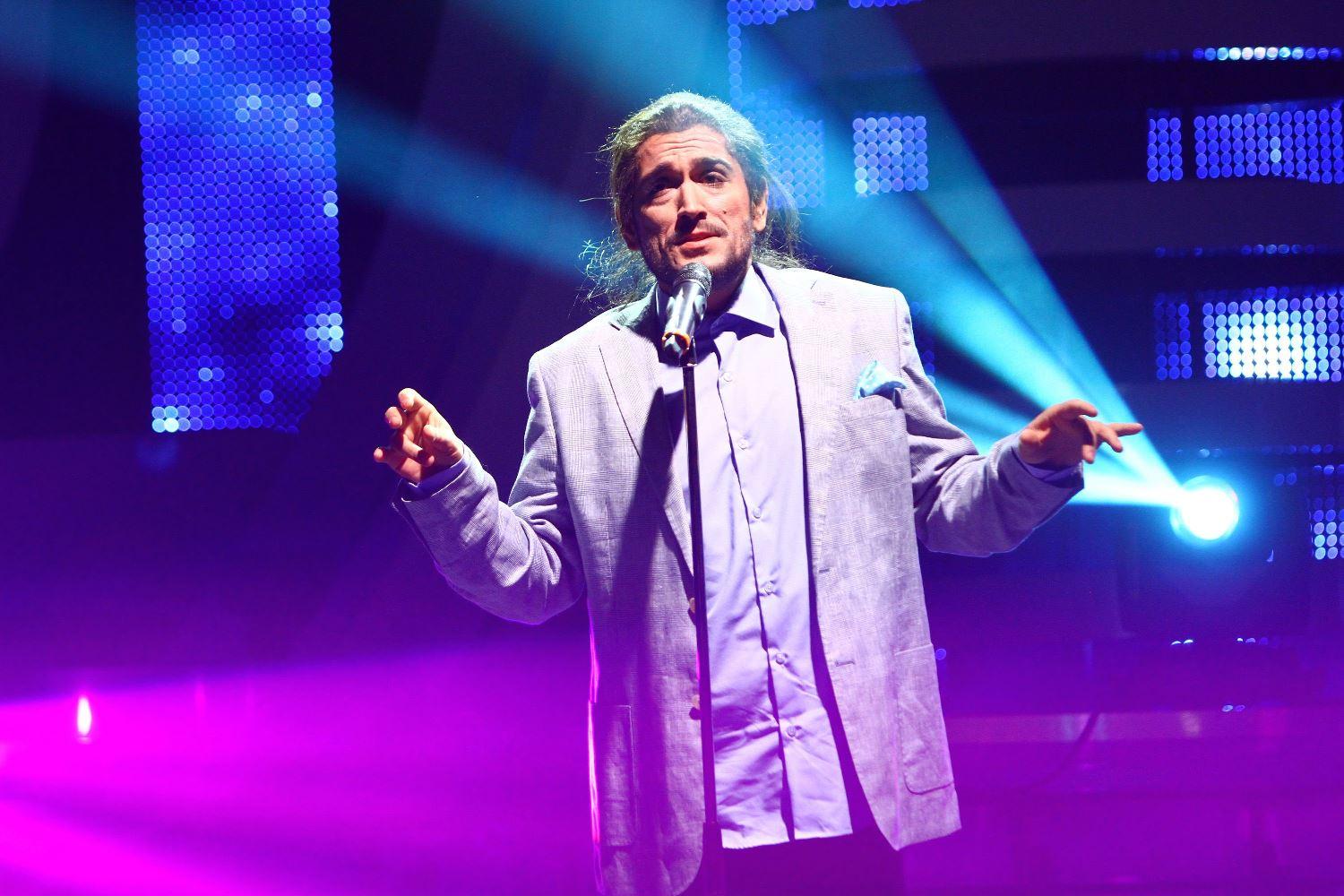 Cezar Ouatu se transformă în Salvador Sobral și cântă pentru Ozana Barabancea,  la “Te cunosc de undeva!”