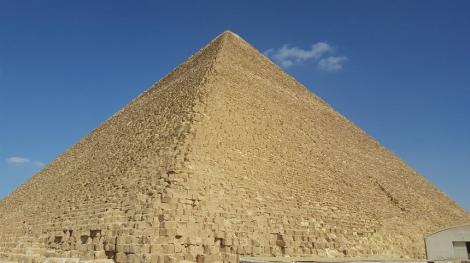 ULUITOR. Ce se întâmplă CHIAR ACUM în interiorul Piramidei lui Keops: „Nicio teorie nu a prezis existenţa a ceva atât de mare”