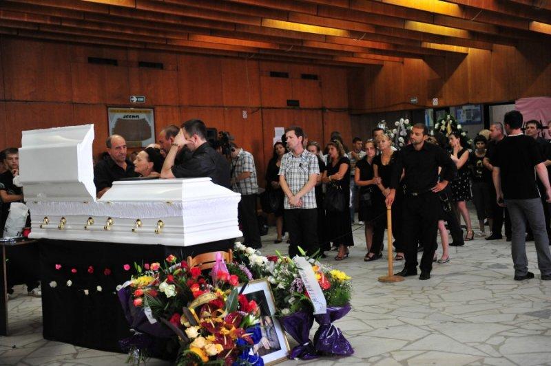 Informația momentului! Noi detalii &icirc;n cazul morții Mădălinei Manole: Omul care i-a v&acirc;ndut otrava a ieșit din &icirc;nchisoare