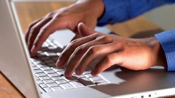 Ce se va &icirc;nt&acirc;mpla cu salariile angajaților din domeniul IT: "Pentru această categorie vom da o ordonanţă"