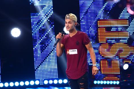 Ștefan Bănică și-a ales cei patru băieți care vor intra la duel, la ”X Factor”. Concurentul care i-a uimit pe juraţi: "Eşti o sărbătoare"