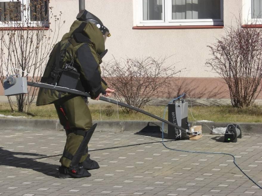 ALERTĂ &icirc;n mai multe zone din capitală. AMENINȚARE CU BOMBĂ! Angajații unui cunoscut teatru AU FOST EVACUAȚI!