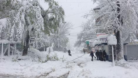 Anunţul făcut de meteorologi. Când va fi cel mai frig şi când vor veni ninsorile în ROMÂNIA