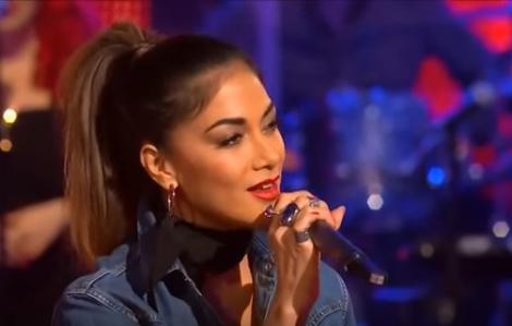 Nu vrei să ratezi aşa ceva! Nicole Scherzinger, jurata de la X Factor UK, le imită PERFECT pe Shakira şi  Britney Spears