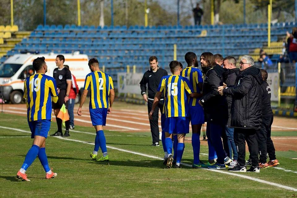 ULTIMA ORĂ: Staff-ul tehnic al echipei Dunărea Călărași a fost implicat &icirc;ntr-un tragic accident rutier. Două persoane au murit pe loc, iar una este &icirc;n comă