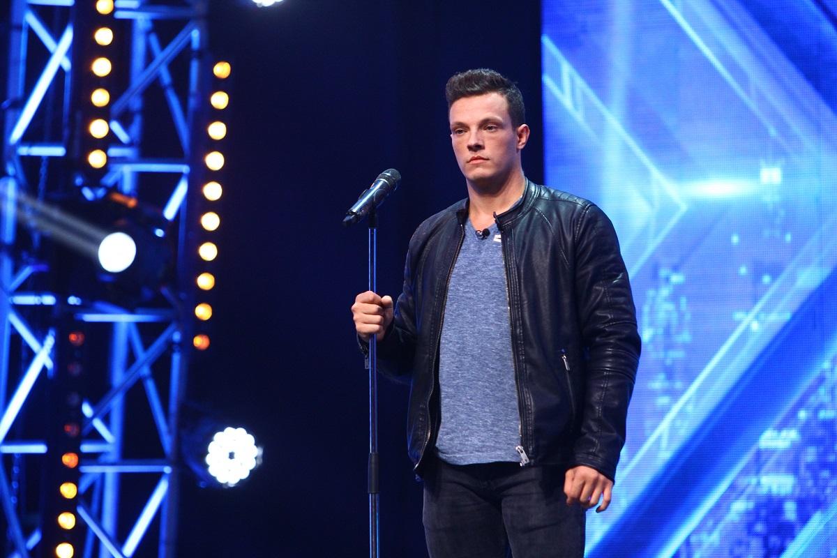 Vlad Gliga a prins din zbor șansa de a intra în Bootcamp-ul ”X Factor”:  "E o figură caldă, comercială, cântă bine"