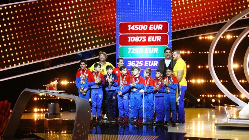 Florin Răducioiu, Cătălin Moroșanu și Marian Drăgulescu au câștigat 7.250 de euro, pentru viitorii mari campioni la gimnastică ai României