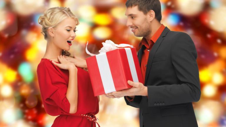 HOROSCOP. Ce cadou i se potrivește fiecărei ZODII pentru acest Crăciun. Două sunt cele mai pretențioase