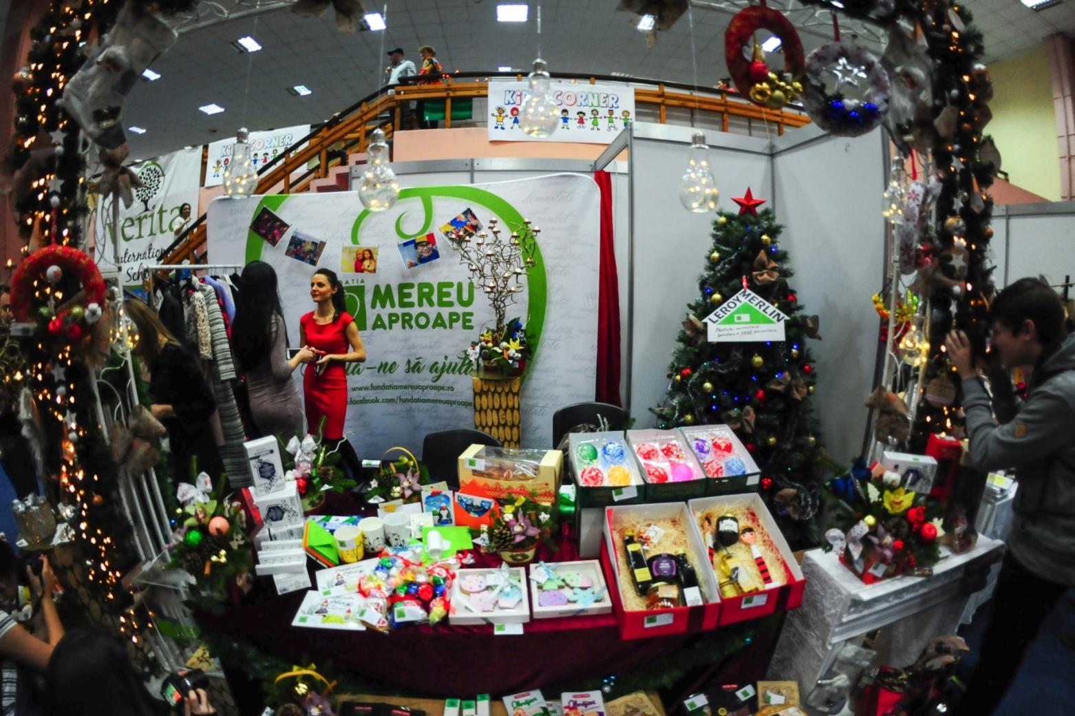 Brandurile românești alături de Fundația Mereu Aproape la IWA Charity Christmas Bazaar 2017