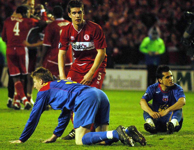 &Icirc;necatul la mal,  sportul național al rom&acirc;nilor! Nu doar la handbal &rdquo;excelăm&rdquo;. Naționala de fotbal, Steaua sau Halep, alți rom&acirc;ni care au ratat pe final obiective mărețe