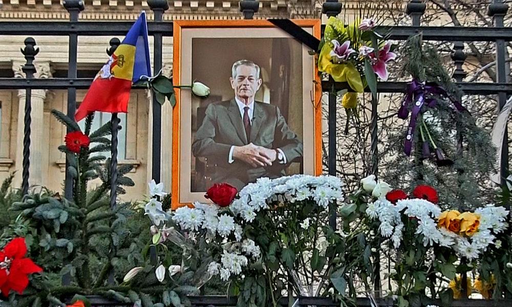 Mobilizare &icirc;n masă! Aproape 2.500 de poliţişti, jandarmi şi pompieri asigură ordinea şi siguranţa publică la funeraliile Regelui Mihai I