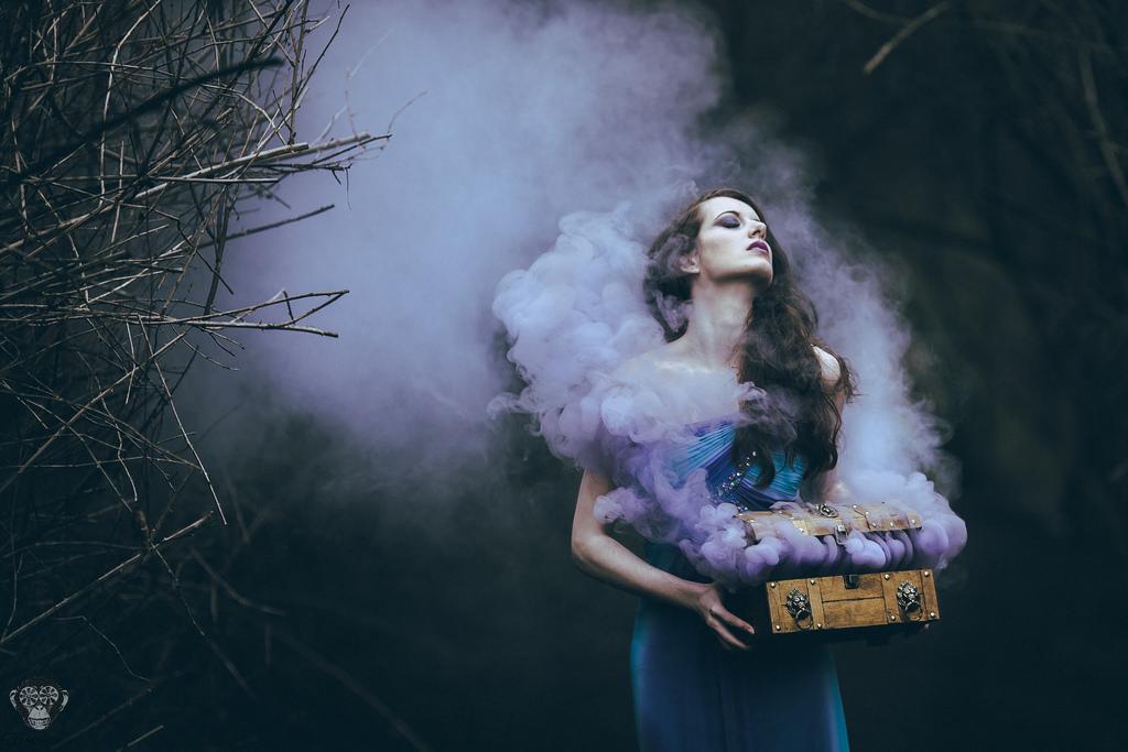 Se deschide cutia Pandorei și vor curge lacrimi! Horoscopul de joi anunță probleme, tensiuni și situații extrem de dificile pentru zodii