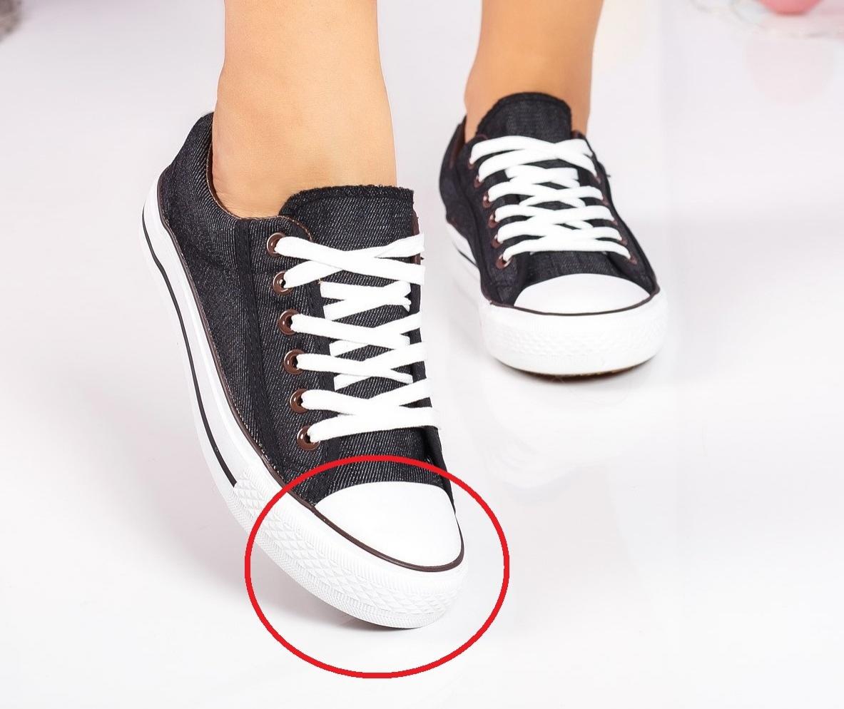 Sunt nelipsiți din garderoba tinerilor. &Icirc;nsă tu știi ce rol are partea albă din cauciuc din v&acirc;rfurile tenișilor? Nu te-ai fi g&acirc;ndit la asta