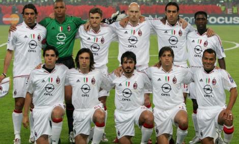 Fotografie interzisă iubitorilor fotbalului de înalt nivel! E oficial: ultimul component al ultimului mare AC Milan s-a retras!