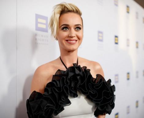 Video. Katy Perry surprinde, din nou! Artista a lansat un nou clip şi e mai tare ca toate de până acum. În ce s-a costumat cântăreaţa