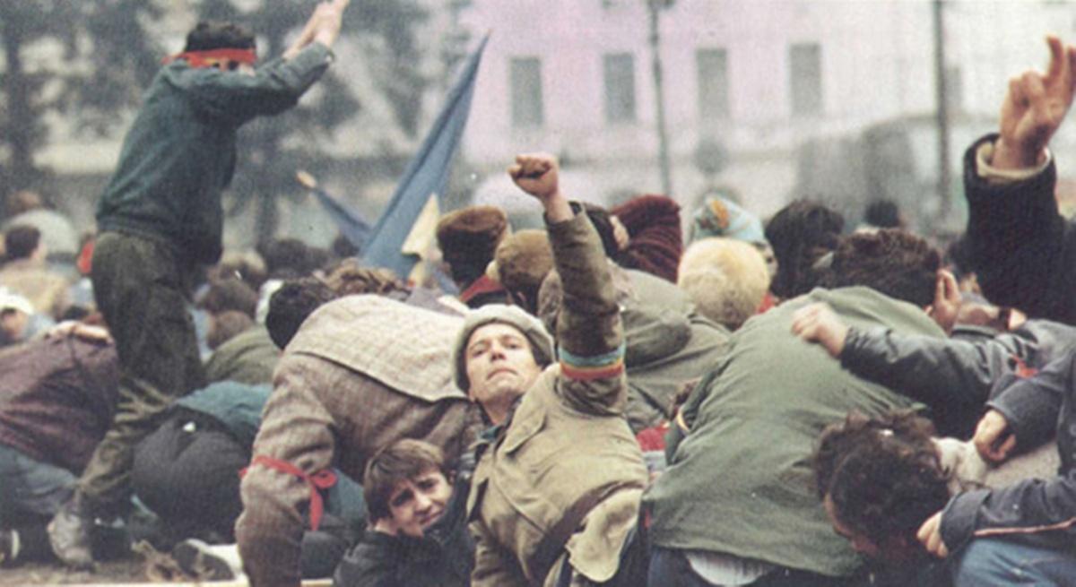 Restricţii &icirc;n traficul din Capitală, joi şi vineri, pentru comemorările a 28 de ani de la Revoluţie