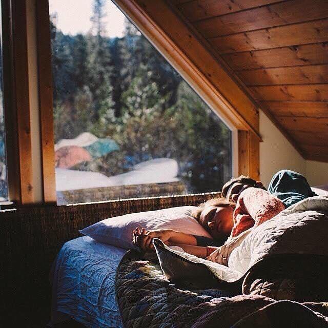 Vremea de Crăciun va fi caldă, cu temperaturi de p&acirc;nă la 15 grade!  Doar la munte vom avea zăpadă!