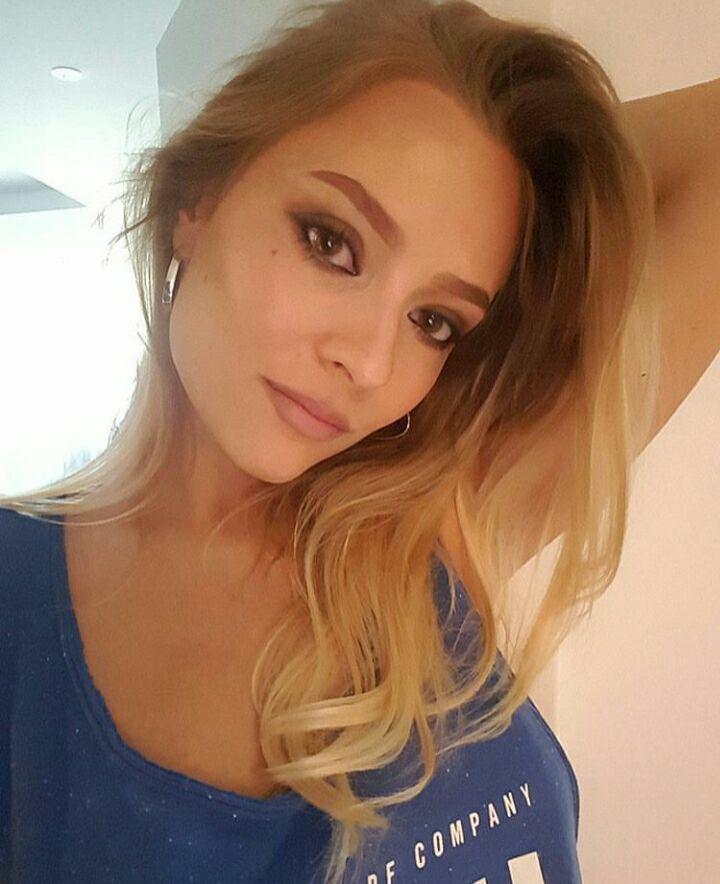 Mare sărbătoare &icirc;n familia Matache. Sora Deliei a născut astăzi o fetiță perfect sănătoasă