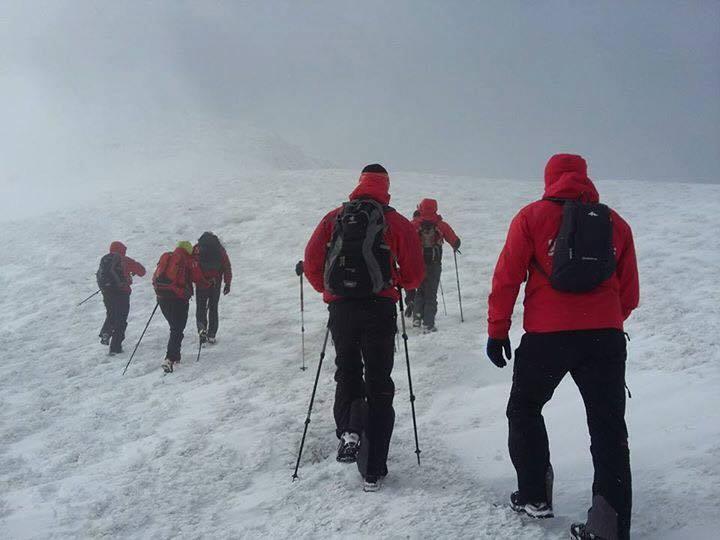 Eroii zilelor noastre! Misiune aproape imposibilă pentru Salvamont Rom&acirc;nia: 4 intervenții pe oră