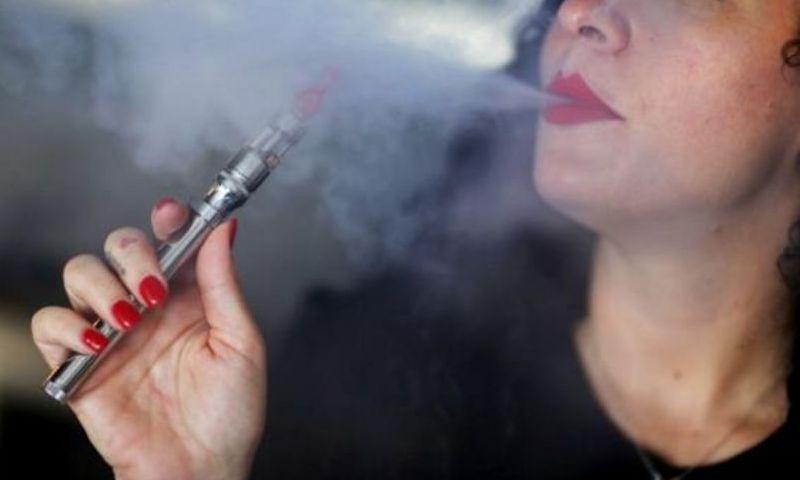 Ce boli ne provoacă țigara electronică! &Icirc;ți vei pune snătatea &icirc;n pericol!